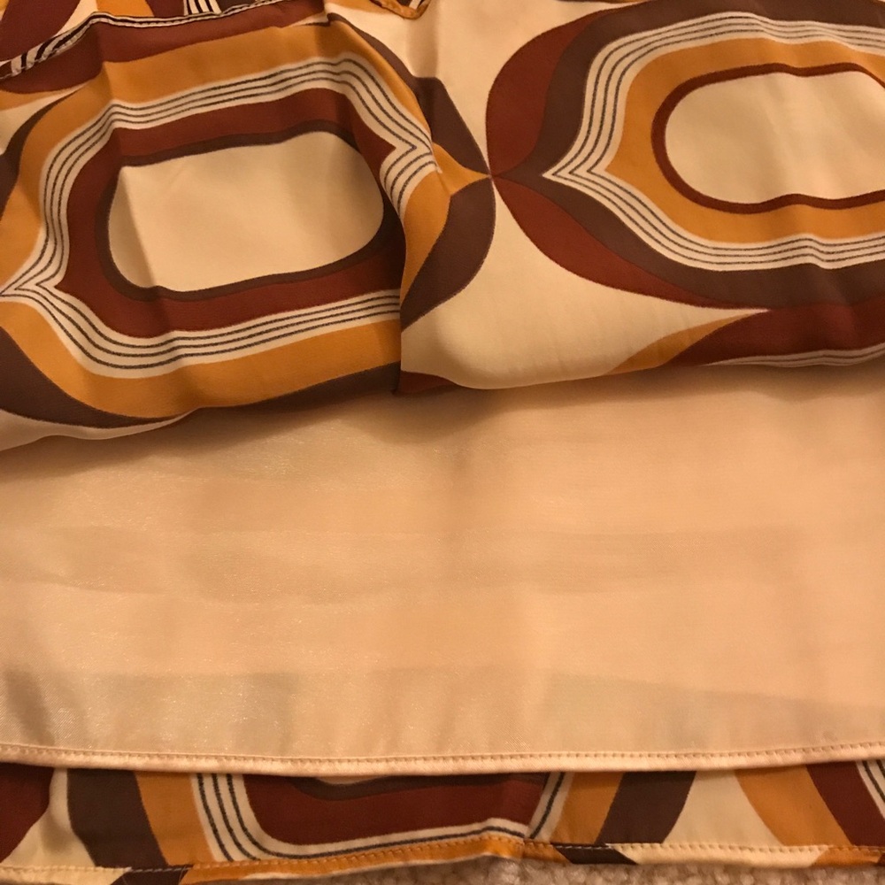 Silk Geometric Patterned Dress - Picture 4 of 5